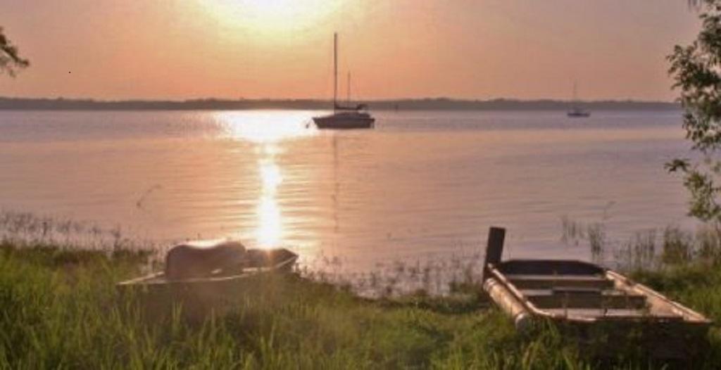 Crystal Cove Riverfront Resort Палатка Экстерьер фото