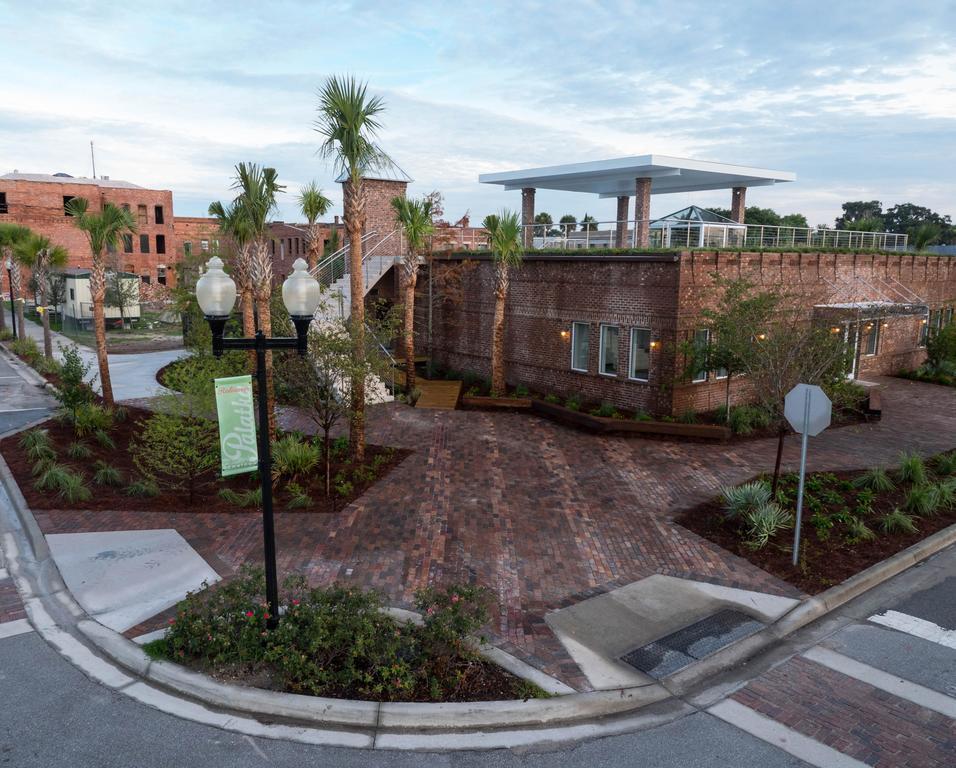 Crystal Cove Riverfront Resort Палатка Экстерьер фото